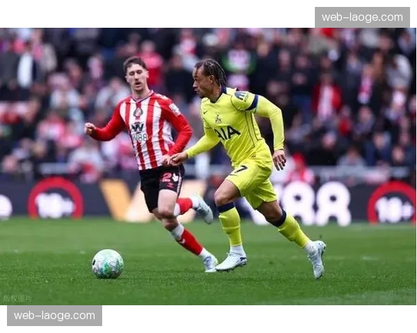 热刺被直塞球穿透次数联赛第六多，后卫线变动影响越位陷阱默契